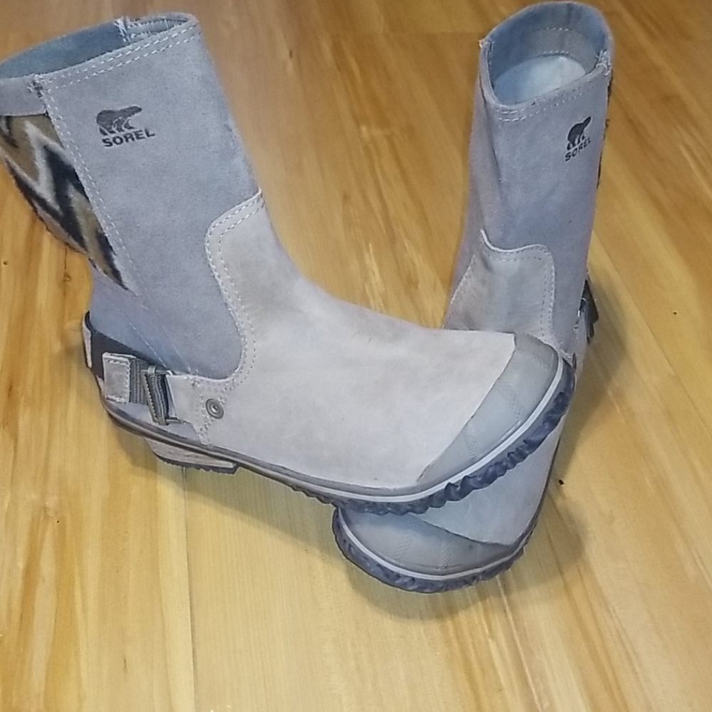 Sorel Women Size 8